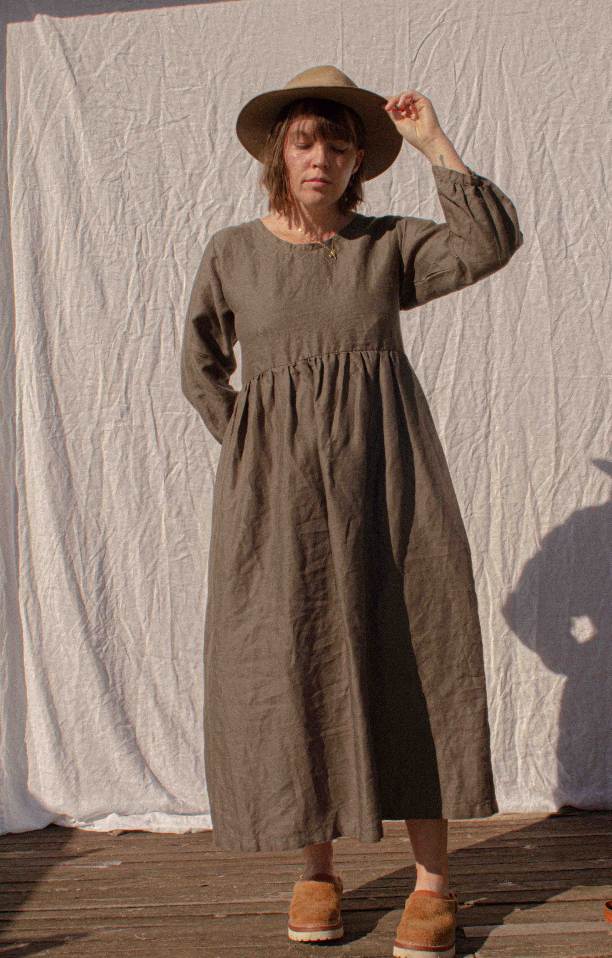 Sleeved Bloomer Dress Olive image 4