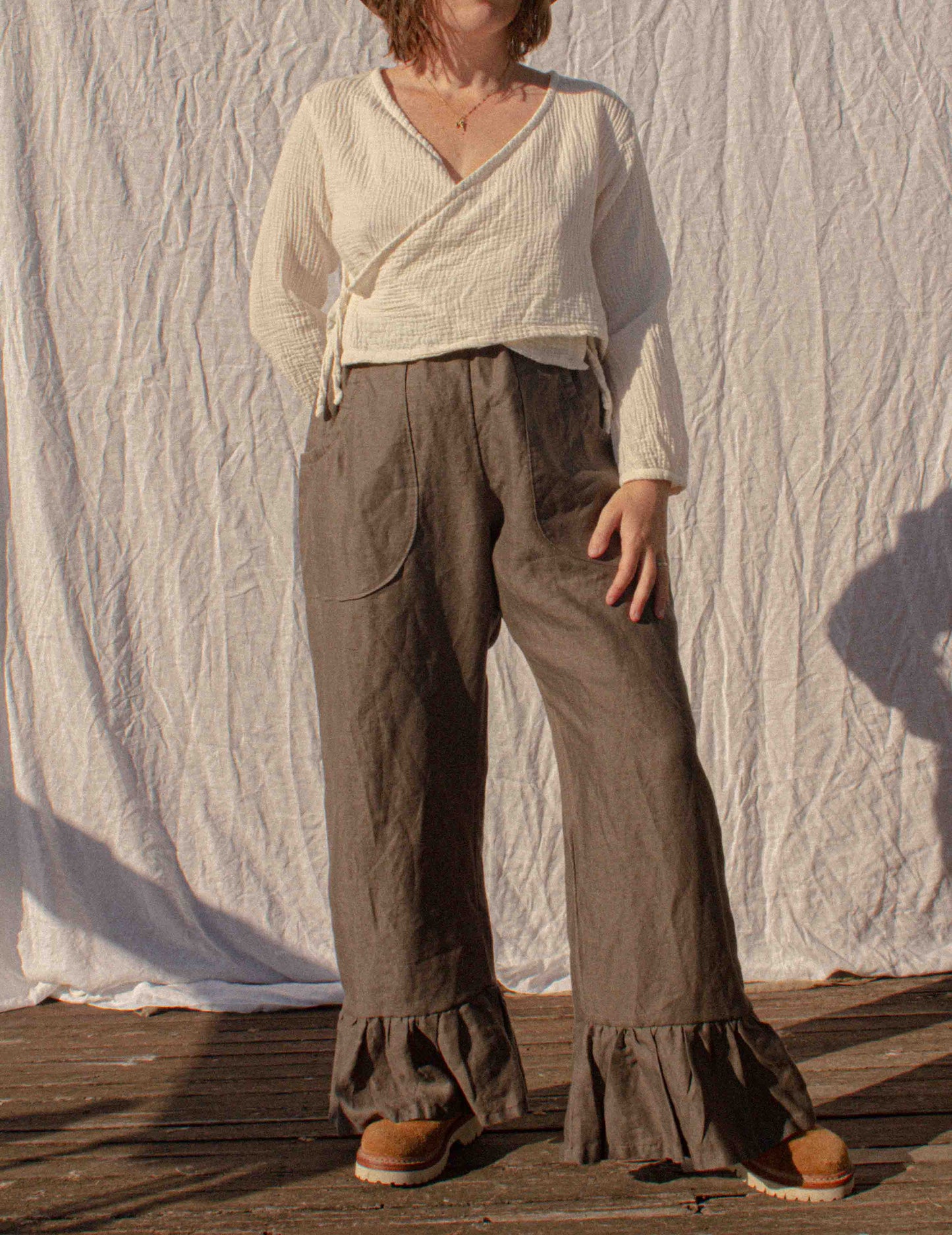 Ruffle pants - Olive image 2